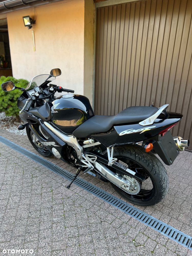 Honda CBR - 22