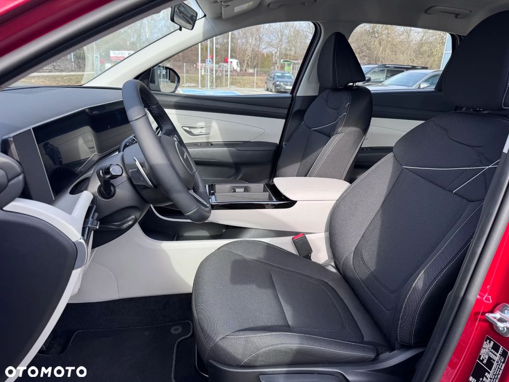 Hyundai Tucson 1.6 T-GDi HEV Modern 2WD - 14