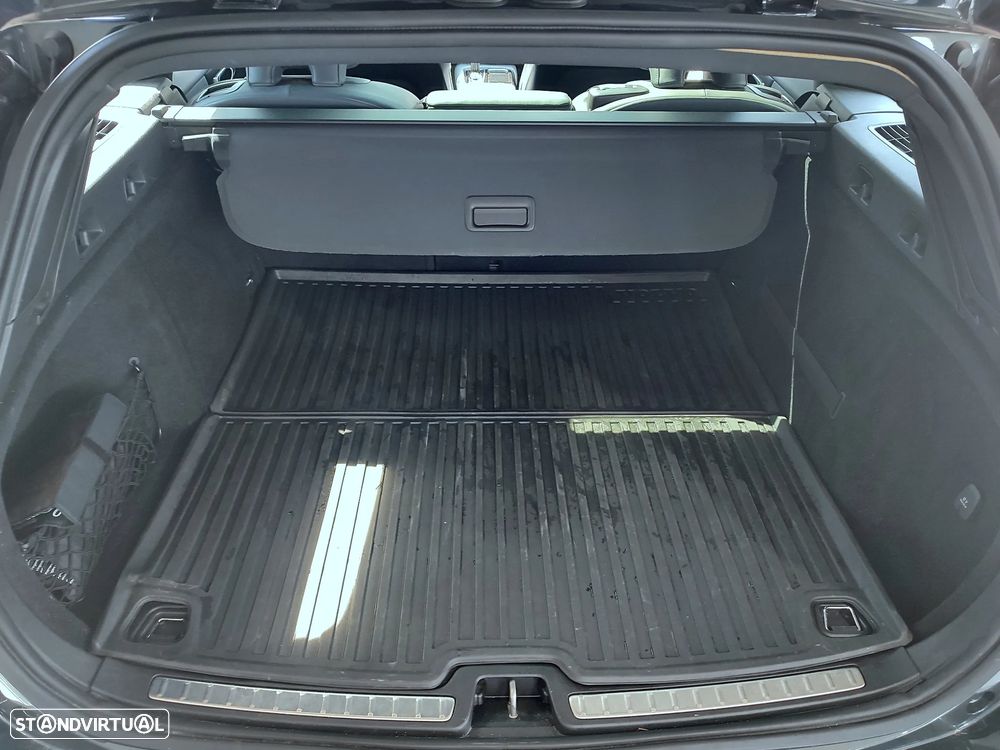 Volvo V60 2.0 T8 AWD TE R-Design - 9