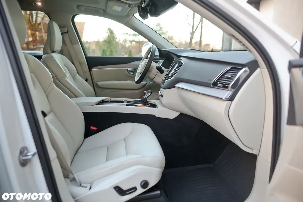 Volvo XC 90 T5 AWD Inscription 7os - 27