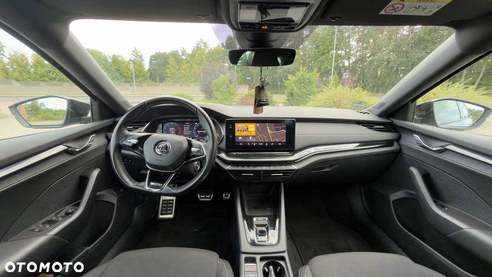 Skoda Octavia 2.0 TDI DSG 4x4 Sportline - 6