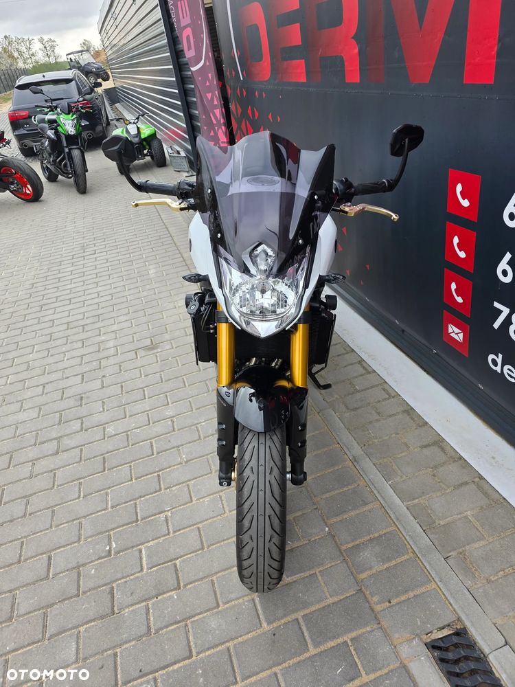 Yamaha FZ8 - 22