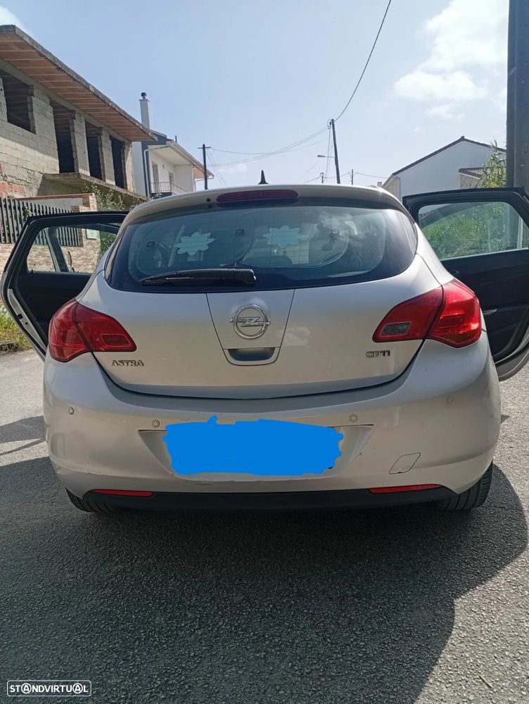 Opel Astra 1.7 CDTI Cosmo - 23