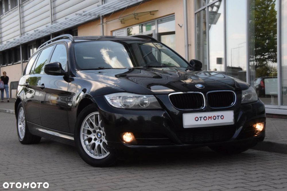 BMW Seria 3 320d xDrive DPF - 2