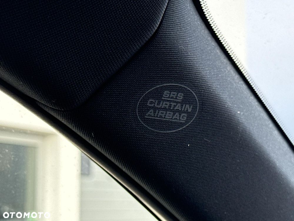 Toyota RAV4 Hybrid Premium 4x2 - 27