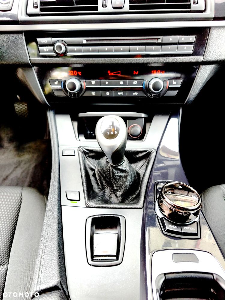 BMW Seria 5 - 10