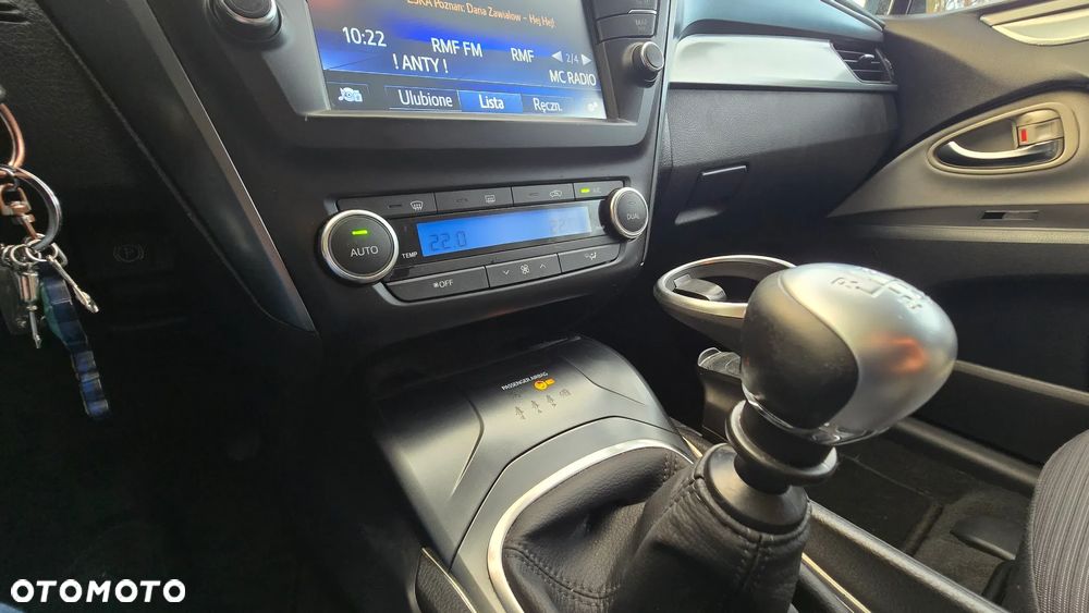 Toyota Avensis 2.0 D-4D Premium - 26