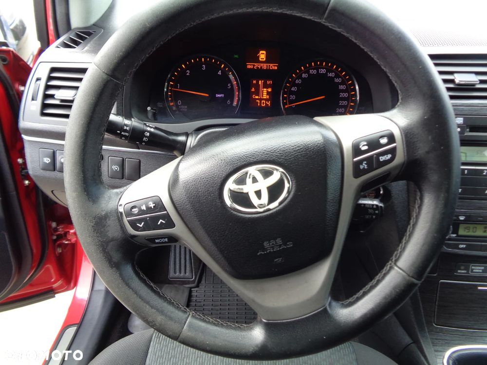 Toyota Avensis 2.0 D-4D Sol Premium - 13