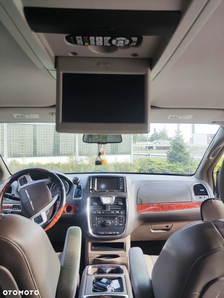 Chrysler Town & Country 3.6 Touring - 7