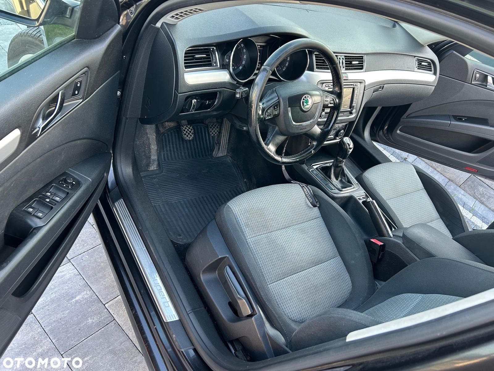 Skoda Superb 2.0 TDI Ambition - 12