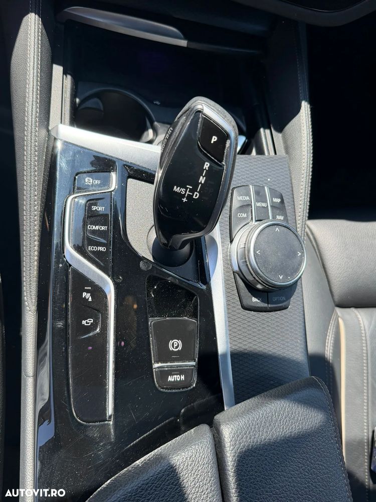 BMW Seria 5 520d xDrive AT MHEV - 23