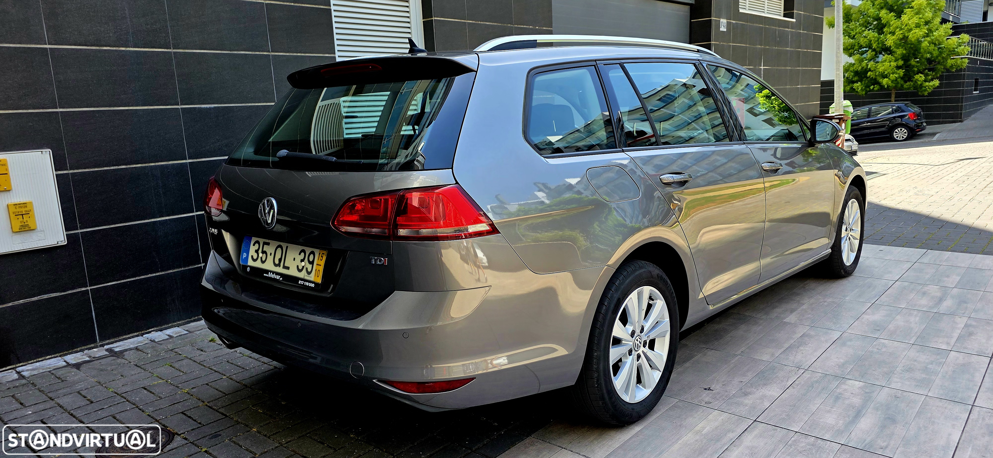 VW Golf Variant 1.6 TDi Sportline DSG - 16