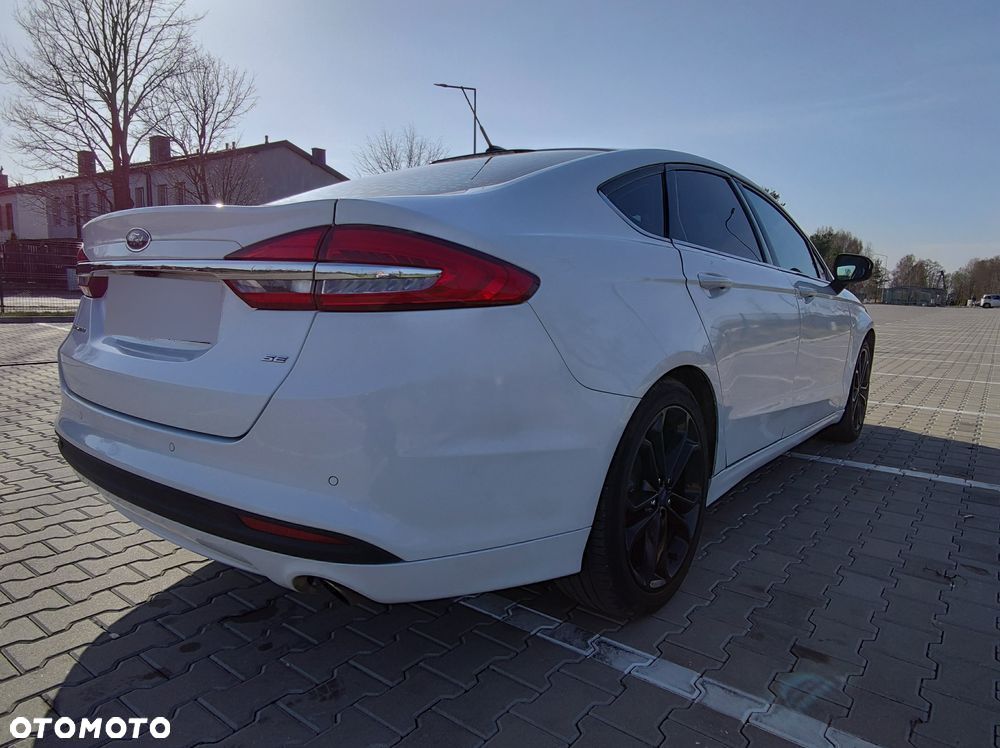 Ford Fusion - 7