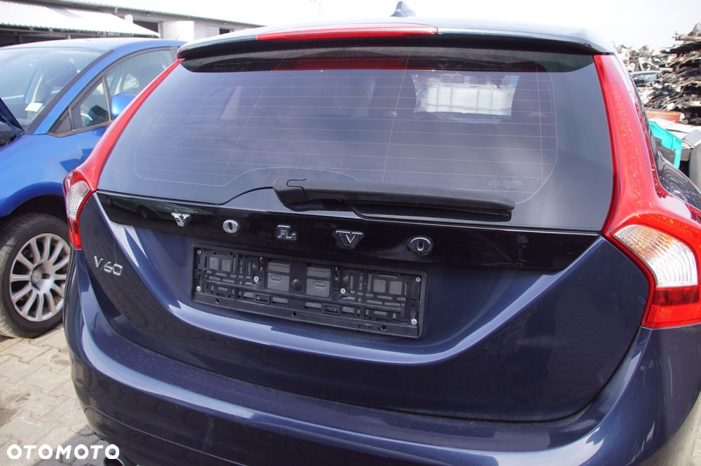 KLAPA TYŁ KOMBI VOLVO V60 CASPIAN BLUE - 1