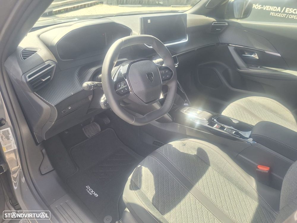 Peugeot 2008 1.2 Hybrid Allure e-DCS6 - 8