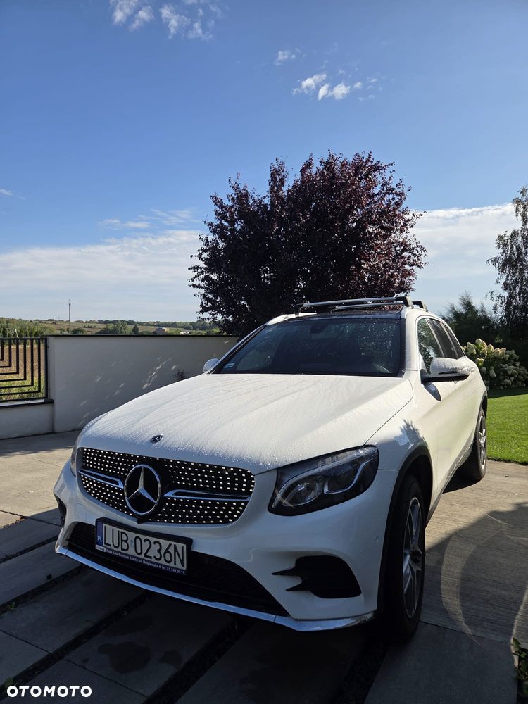 Mercedes-Benz GLC 300 4Matic 9G-TRONIC AMG Line - 6