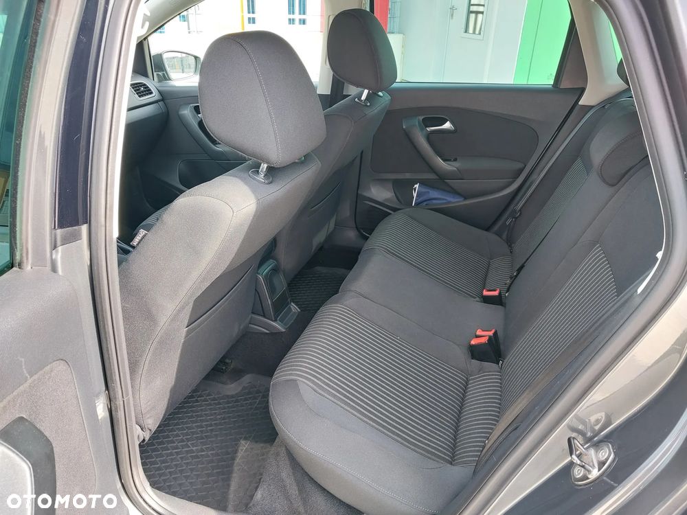 Volkswagen Polo 1.4 16V Highline - 9