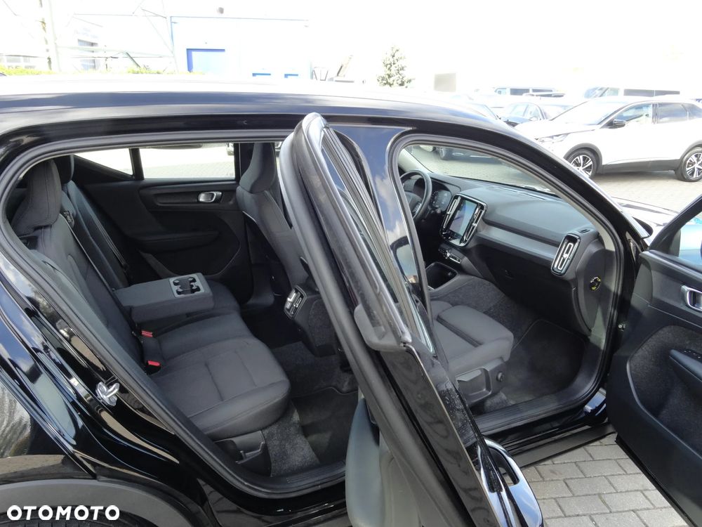 Volvo XC 40 D3 Momentum Pro - 10