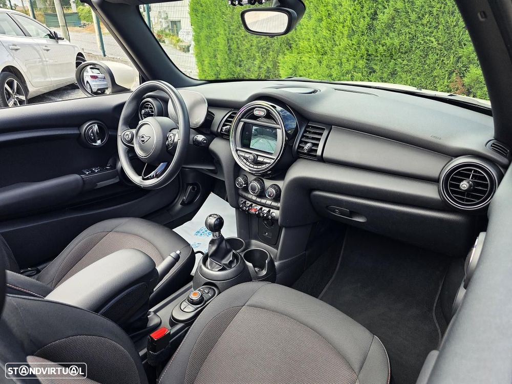 MINI Cabrio One - 24