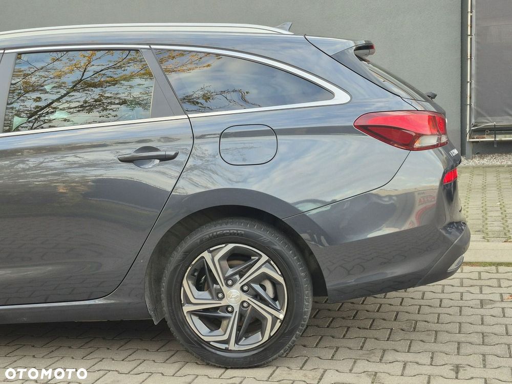 Hyundai i30 1.5 T-GDI 48V Smart - 38