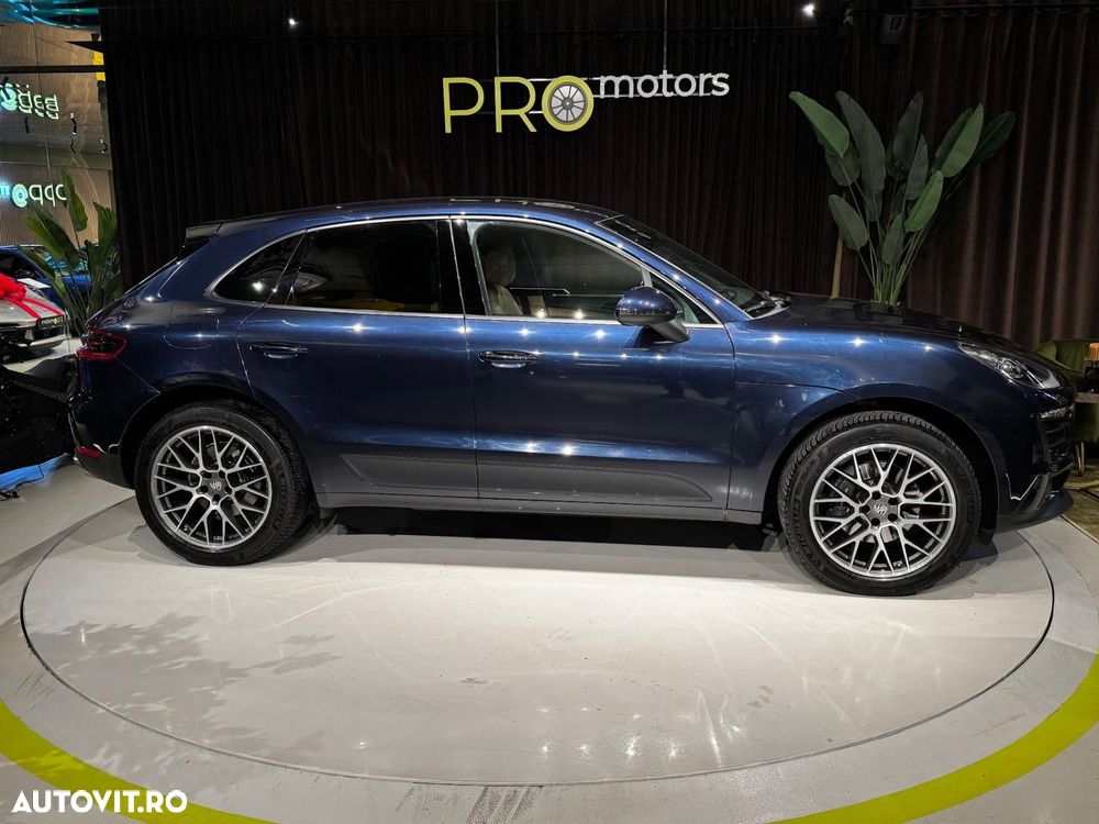 Porsche Macan - 3