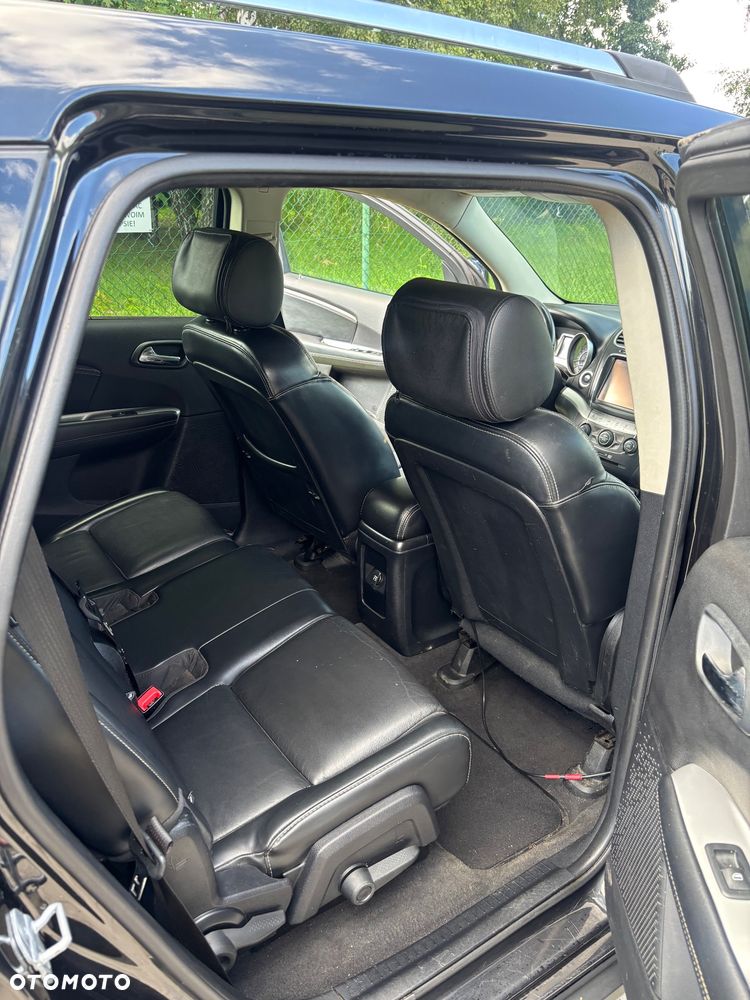 Fiat Freemont 2.0 Multijet 16V DPF Automatik Allrad Lounge - 17