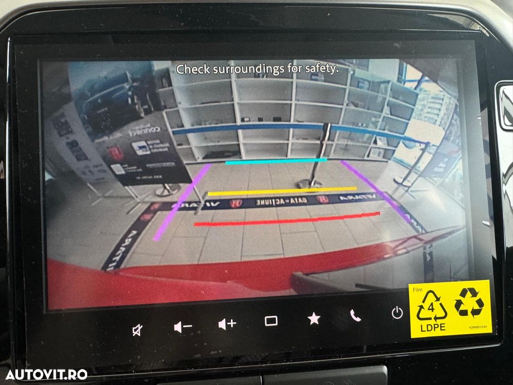 Suzuki Vitara 1.4 Boosterjet 6MT MHEV Passion - 13