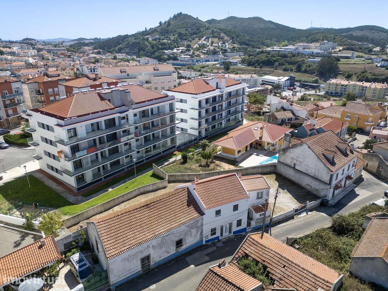Moradia Isolada, T6 na Malveira de Cima - Grande imagem: 4/6