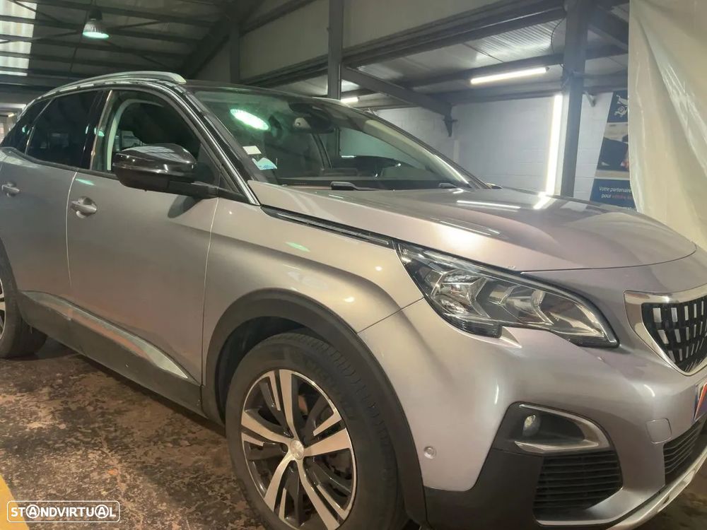 Peugeot 3008 1.2 PureTech Allure Pack - 2