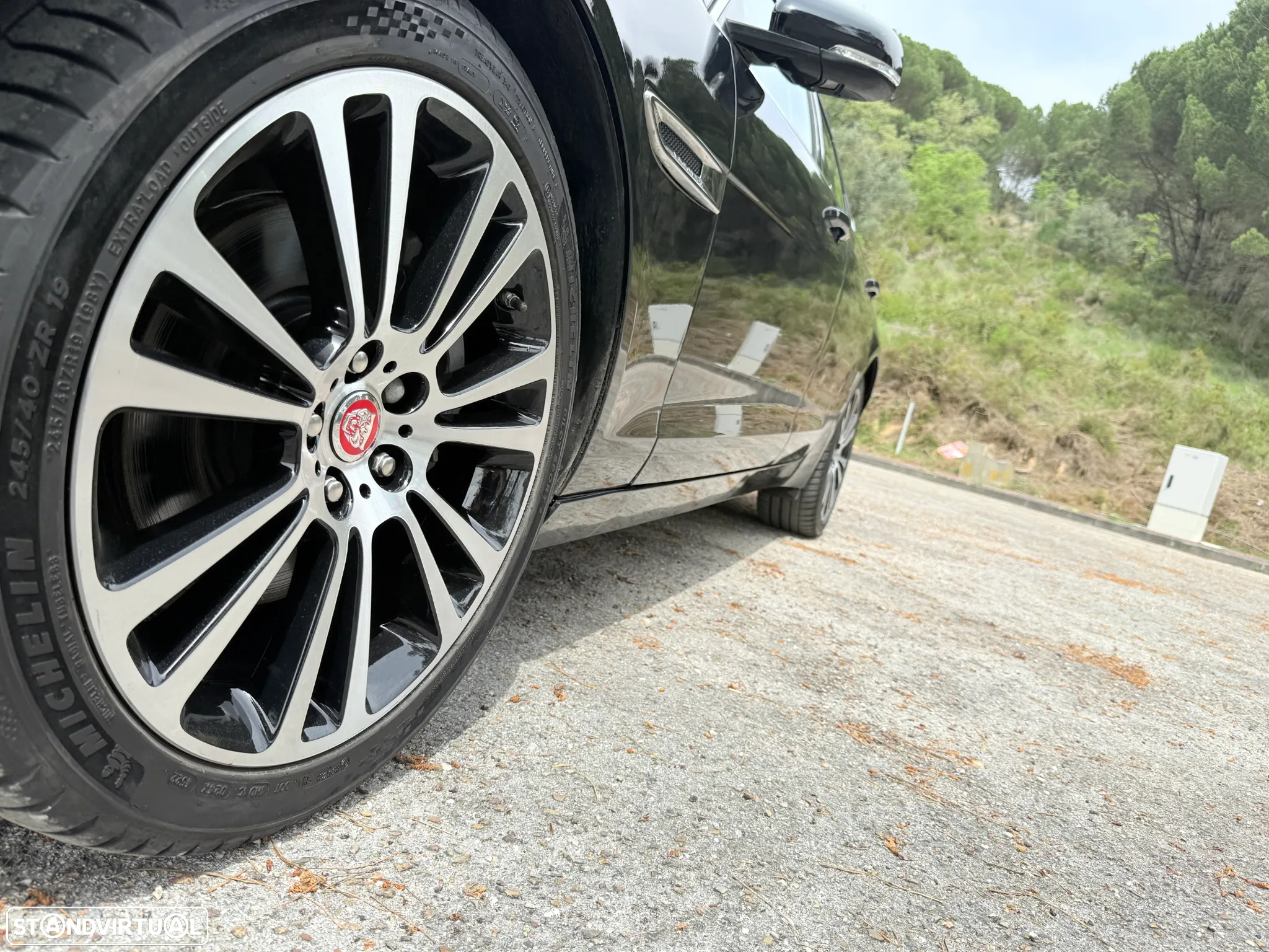 Jaguar XF 2.0 D Prestige Aut. - 19