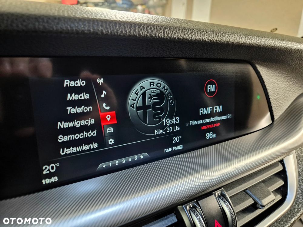 Alfa Romeo Stelvio 2.0 Turbo 16V AT8-Q4 Sprint - 33