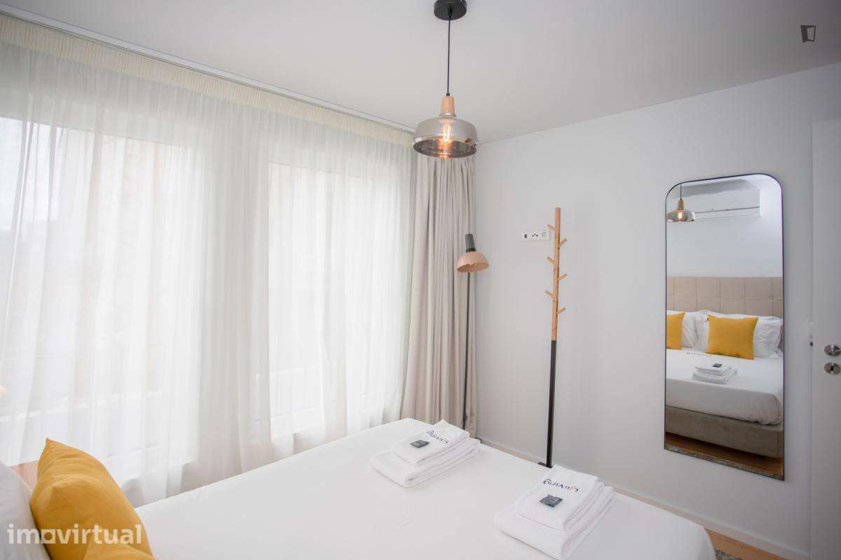 Apartamento com 2 quartos - localizado em Santo Ildefonso Porto - Grande imagem: 3/27