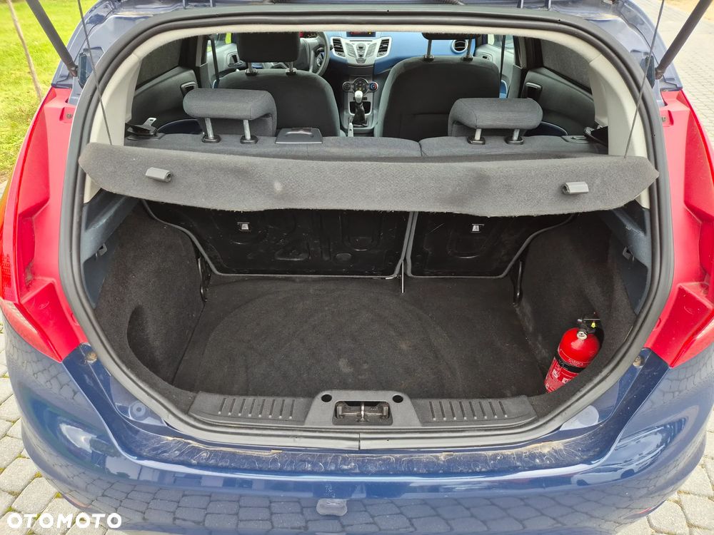 Ford Fiesta - 37