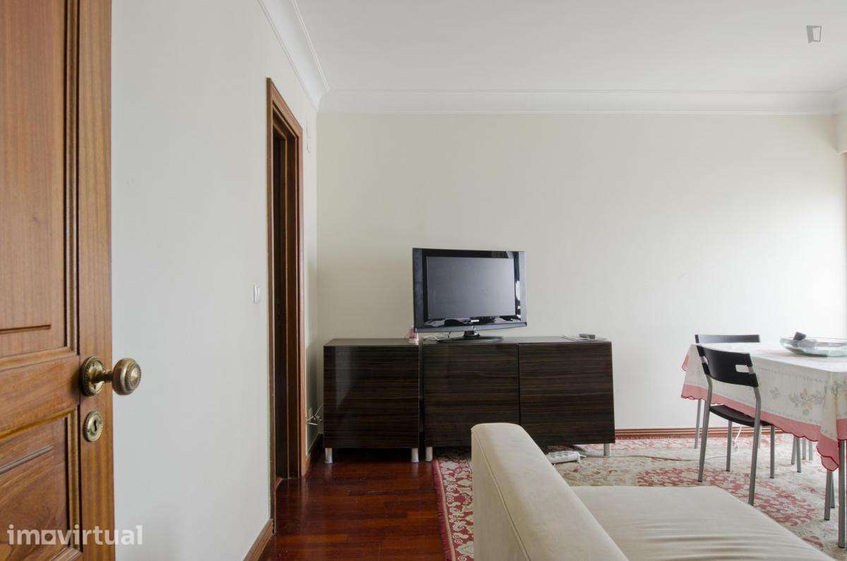 Quarto - localizado em Lumiar Lisbon - Grande imagem: 3/19
