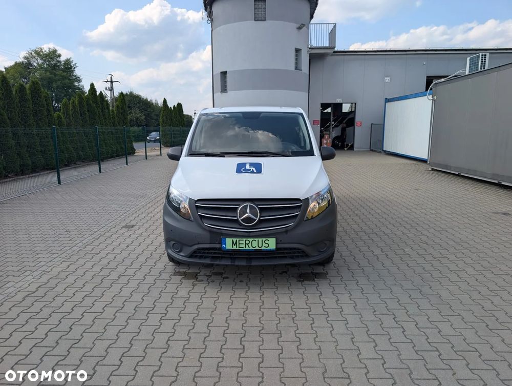 Mercedes-Benz eVito - 17