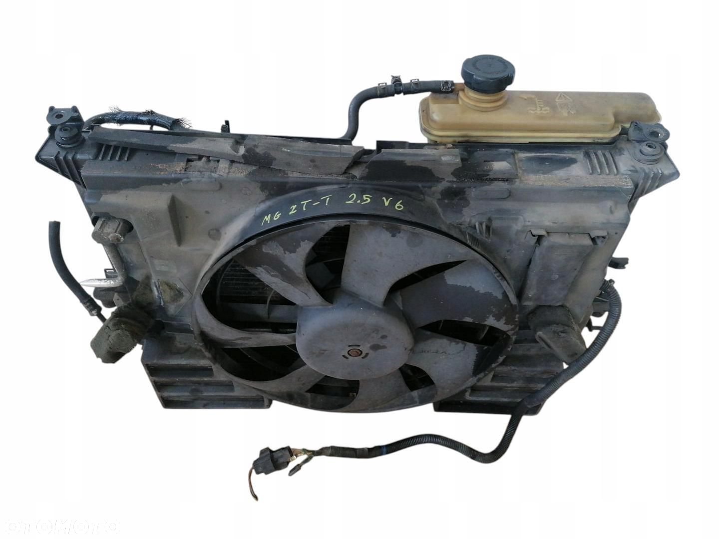CHŁODNICA WODY MG ZT-T 2.5 V6 01-05 1 - 2
