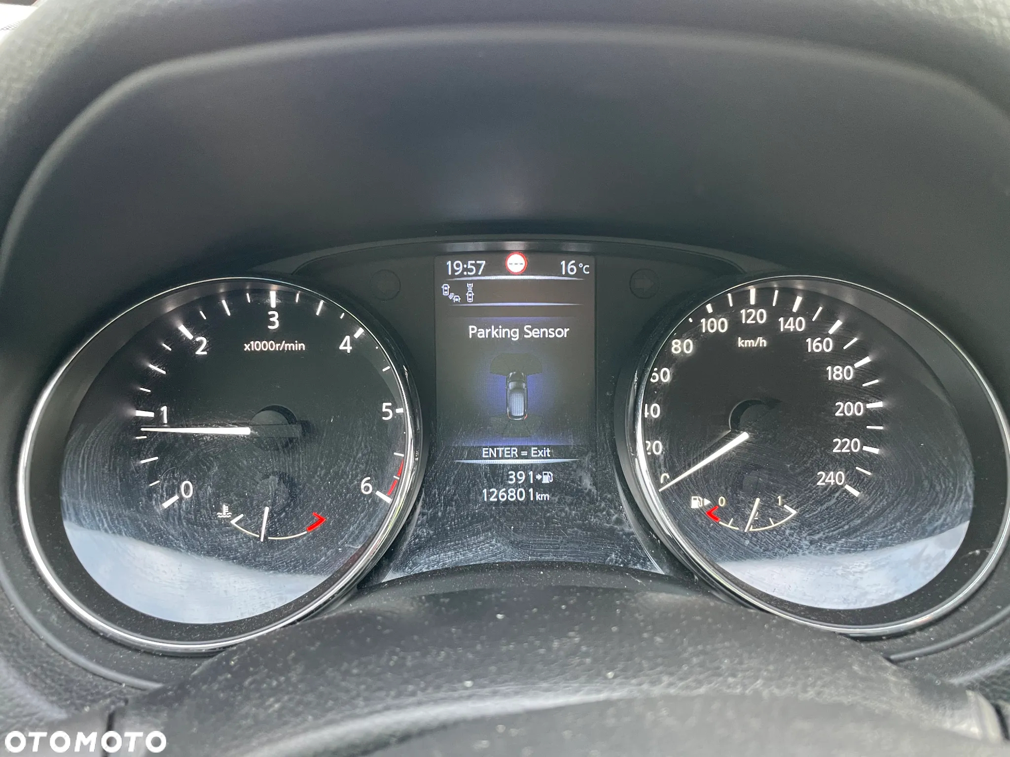 Nissan Qashqai 1.5 dCi Tekna - 19