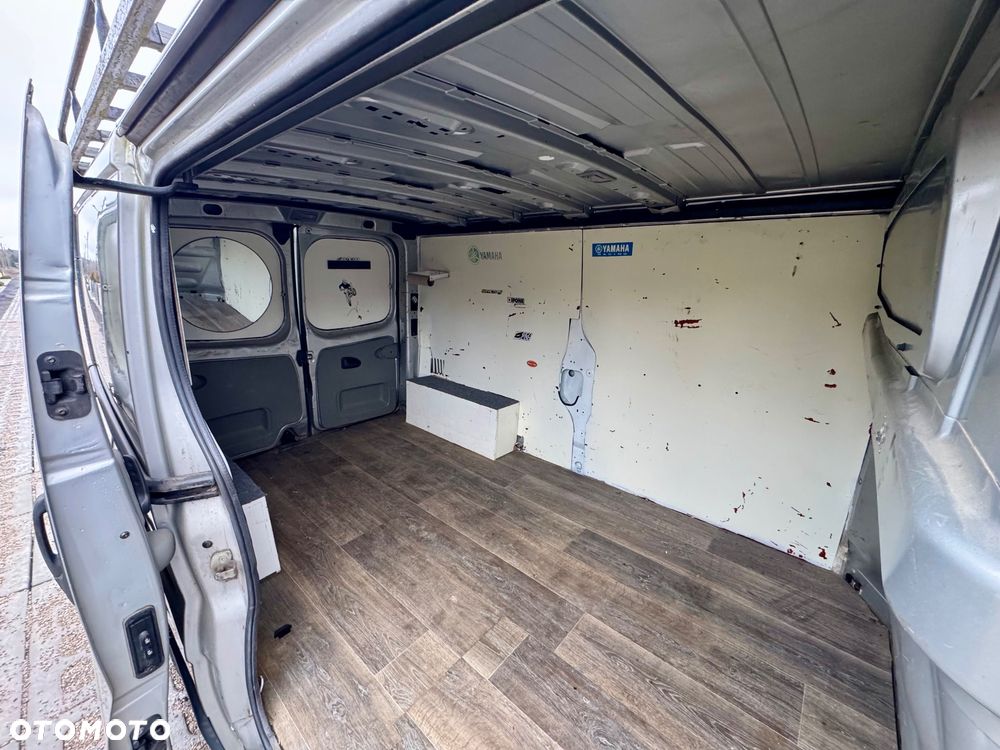 Opel Vivaro - 16