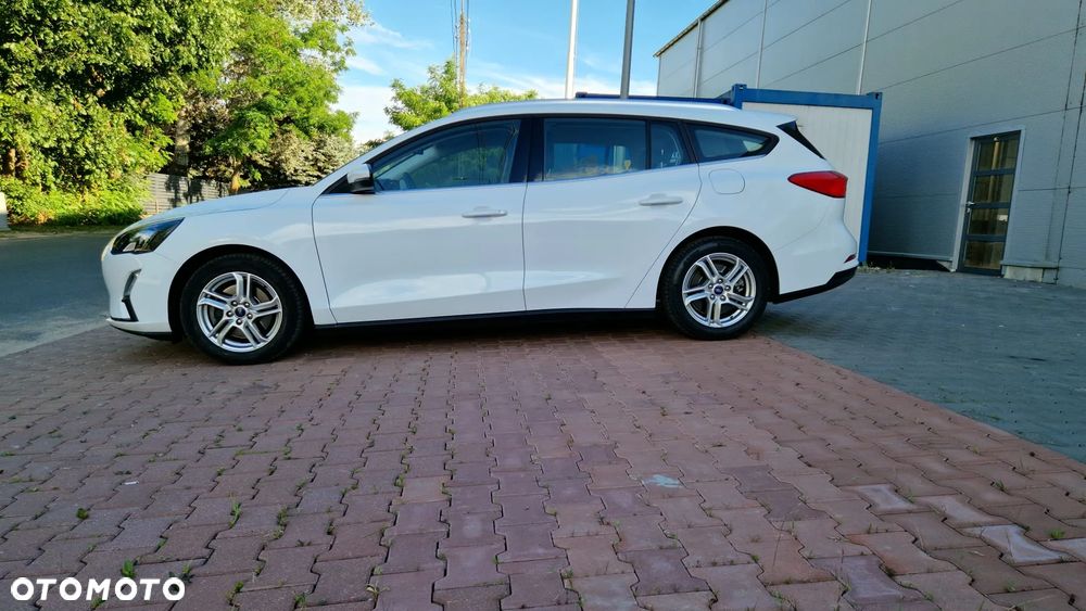 Ford Focus - 8