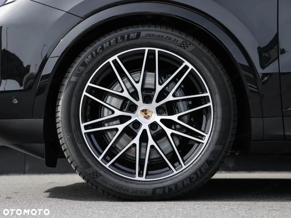 Porsche Cayenne - 14