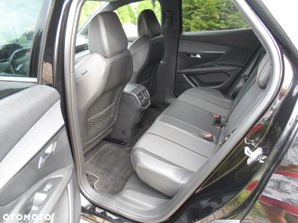 Peugeot 3008 1.2 PureTech GT S&S - 16