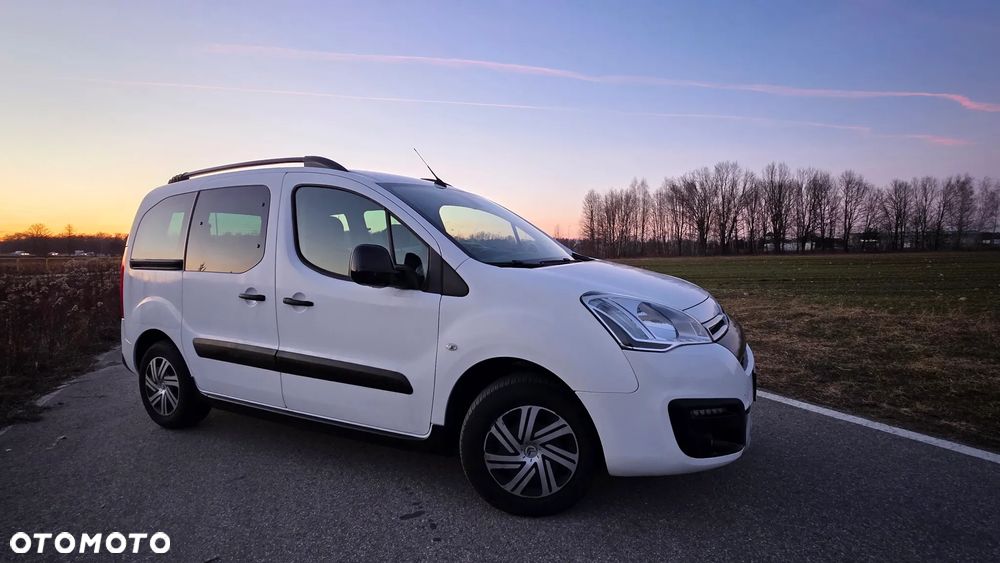 Citroën Berlingo Multispace PureTech 110 SHINE - 3