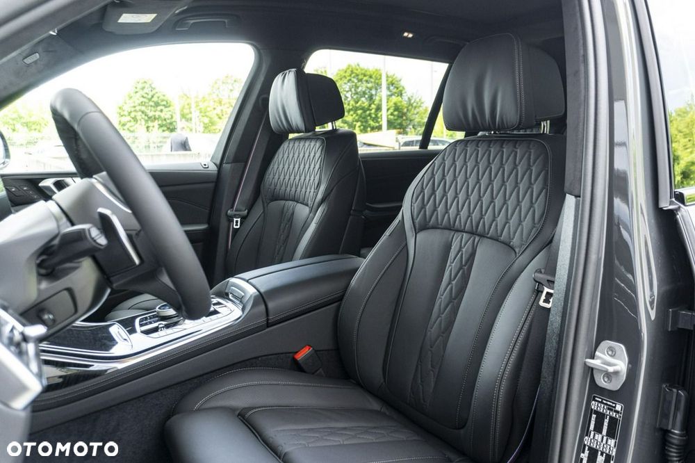 BMW X7 - 13