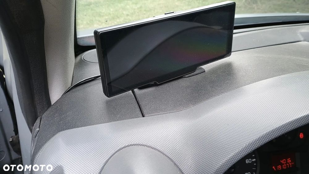 Peugeot Partner - 8