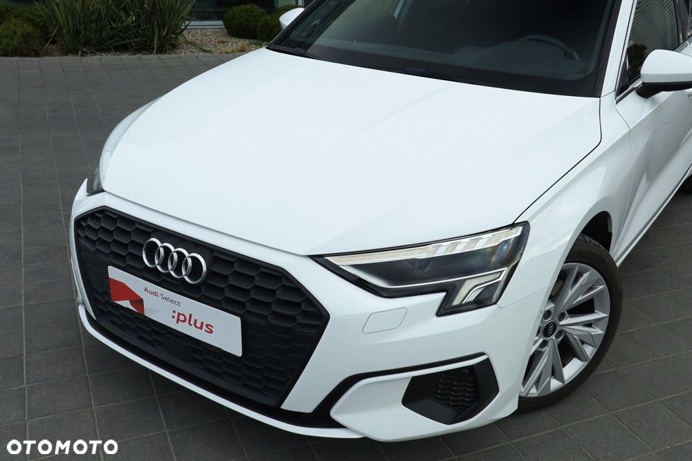 Audi A3 Sportback 35 TFSI S tronic - 3