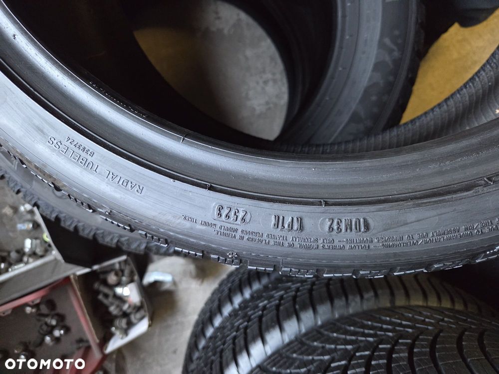 opona używana 255/35R19 Goodyear ULTRAGRIP performance 3 - 4