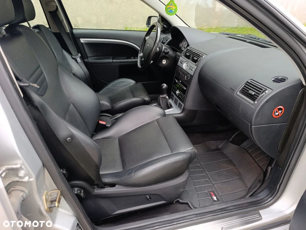 Ford Mondeo - 7