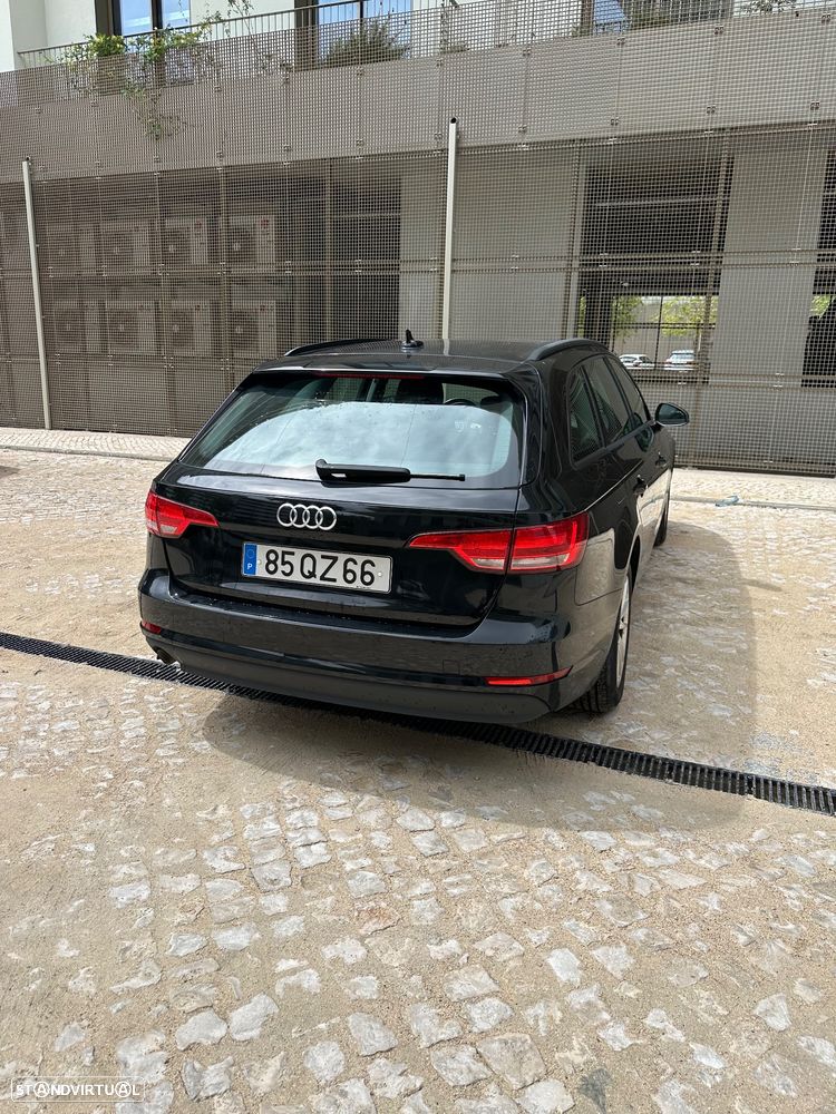 Audi A4 Avant 2.0 TDI Advance S tronic - 1