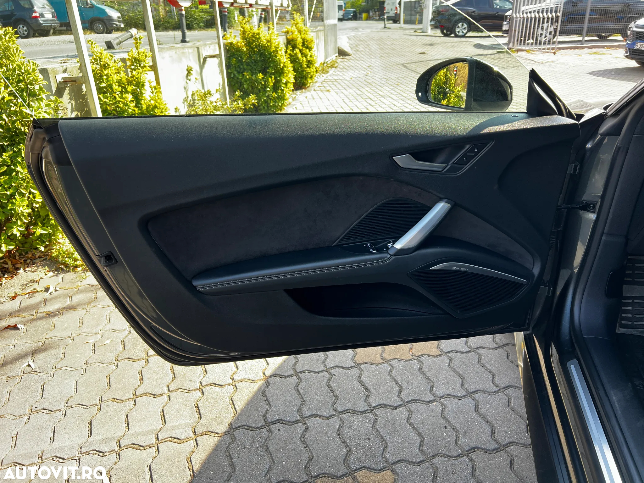 Audi TT Coupe 2.0 TFSI Stronic quattro - 32
