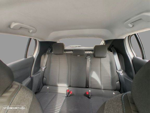 Peugeot e-208 Allure - 22